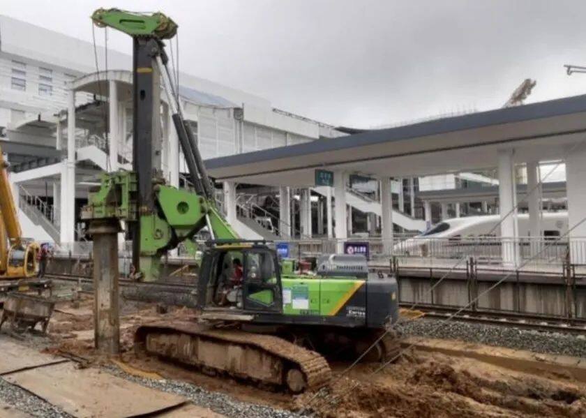 施工現(xiàn)場拍圖