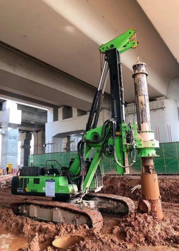 施工現(xiàn)場拍圖